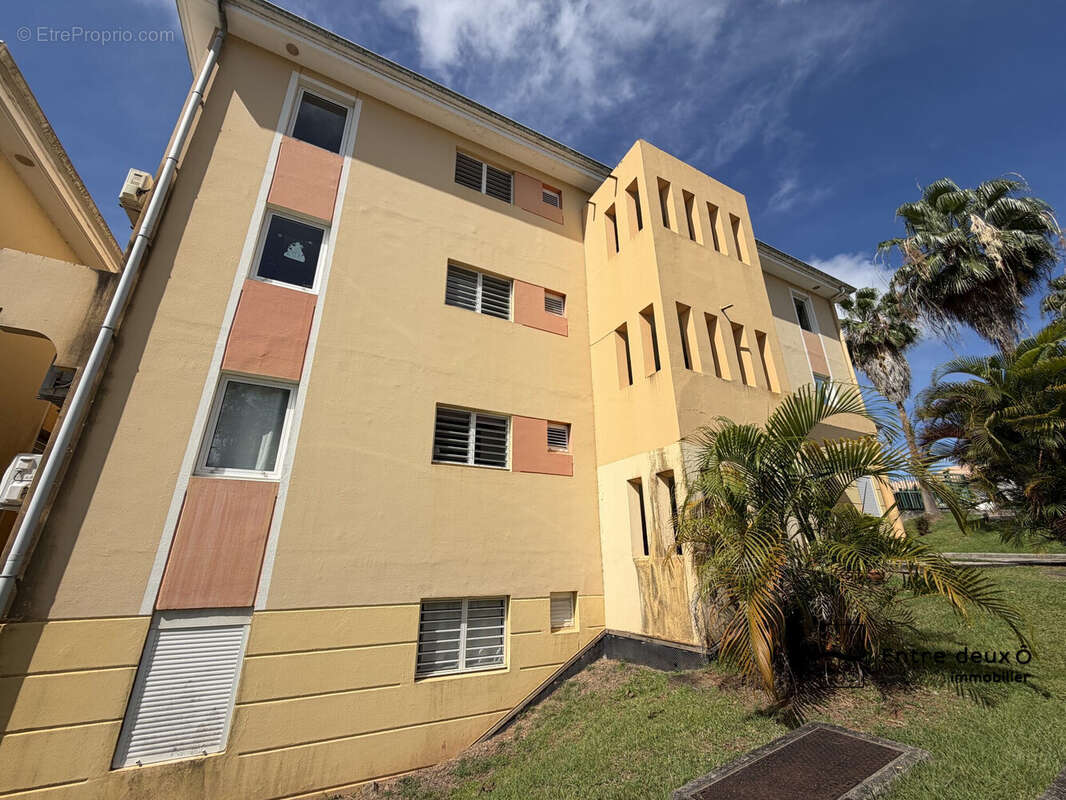 Appartement à LE ROBERT