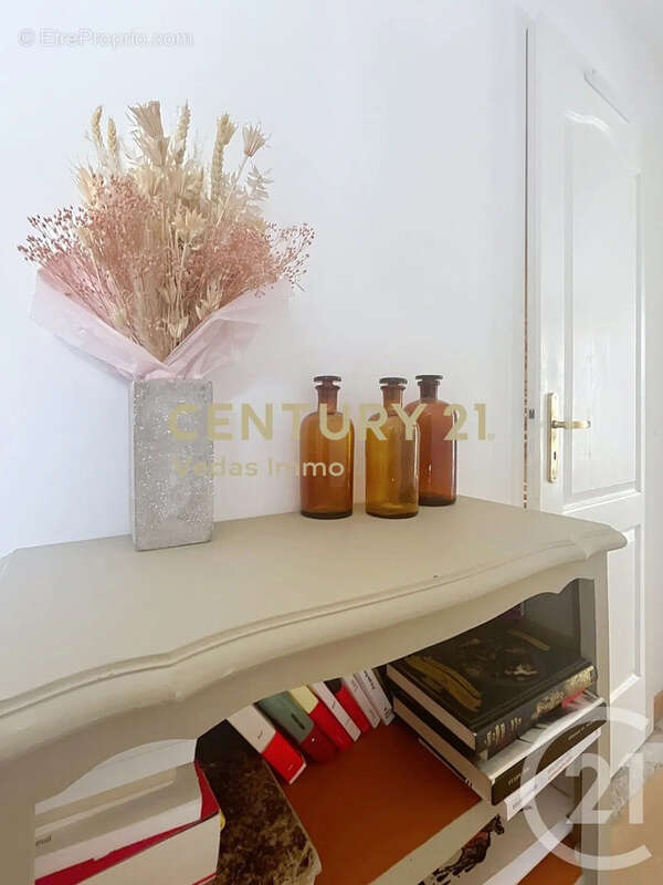 Maison 205 m² à Saint-Jean-De-Vedas  - photo 15
