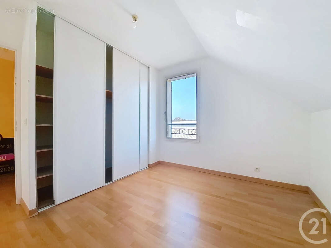 Appartement à MELUN