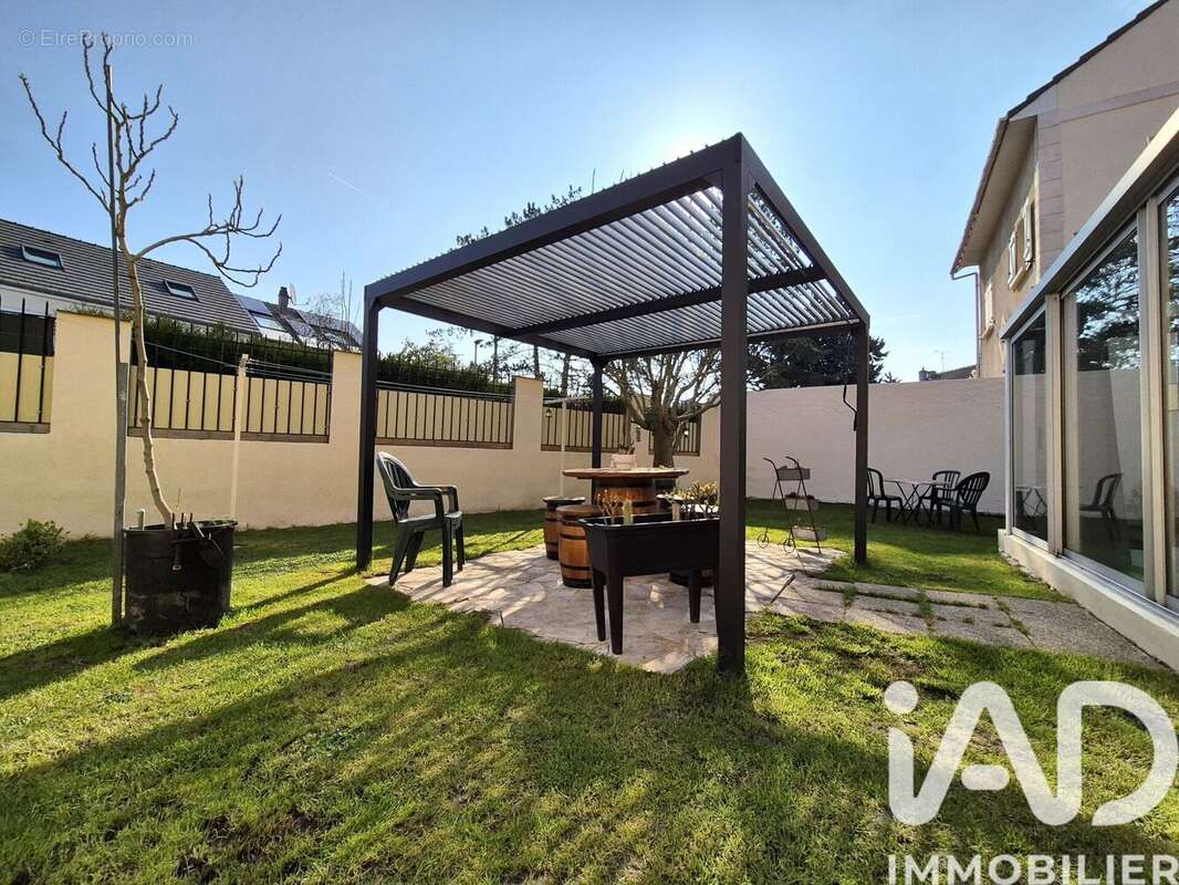 Photo 2 - Maison à CHELLES