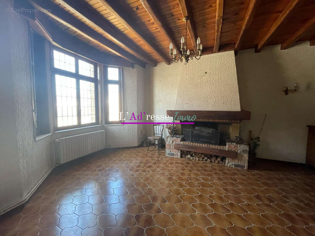 Maison à GUYENCOURT-SAULCOURT