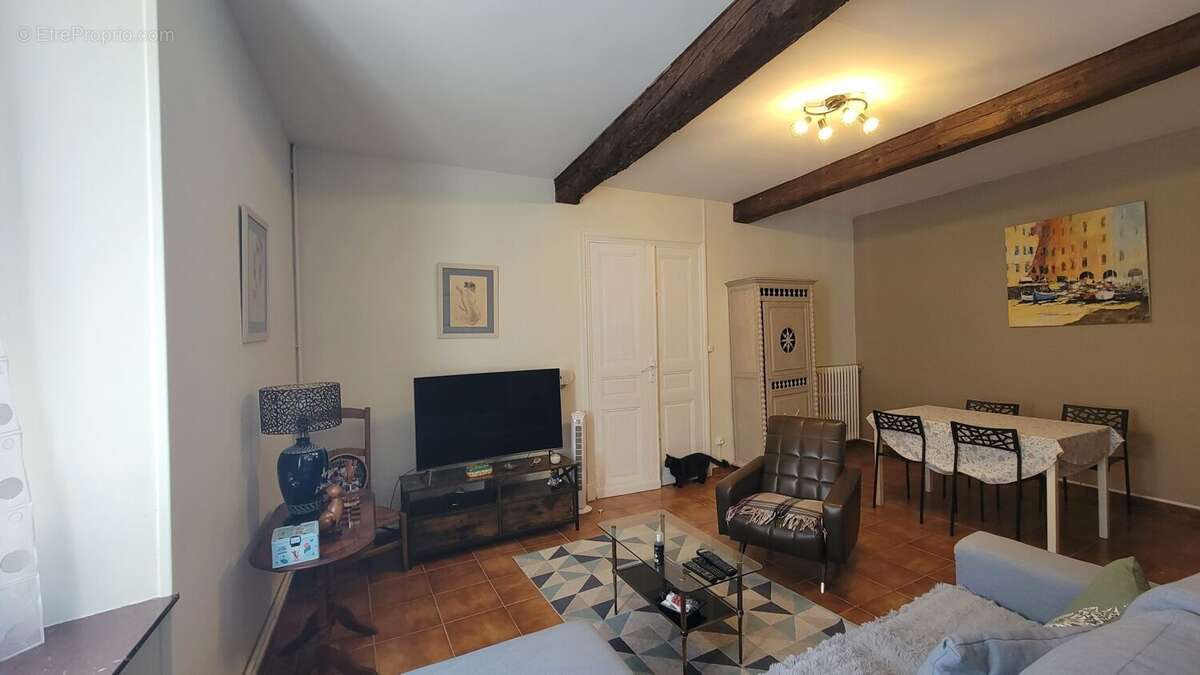 Maison 180 m² à Trausse  - photo 3