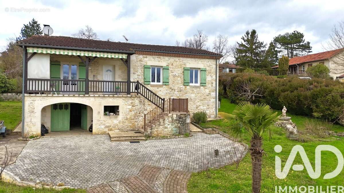 Photo 2 - Maison à PUY-L'EVEQUE