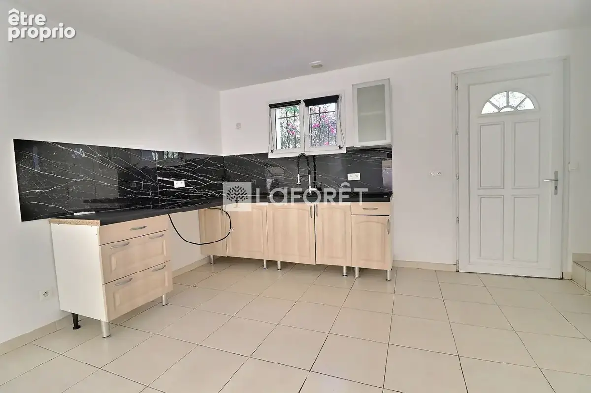 Maison La Crau 4 pièce(s) 89 m2 - photo 4
