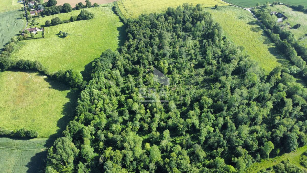 Terrain à THIRON-GARDAIS
