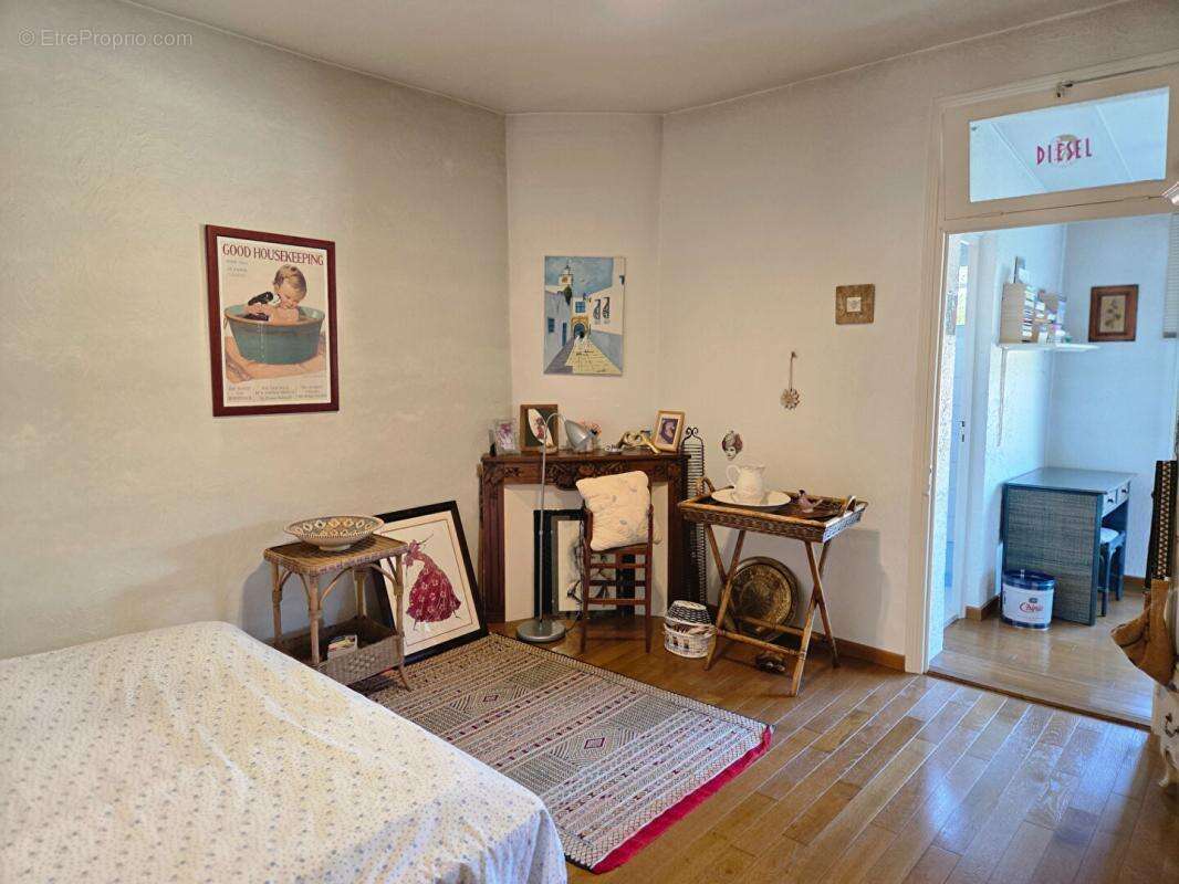 Maison à MONTELIMAR