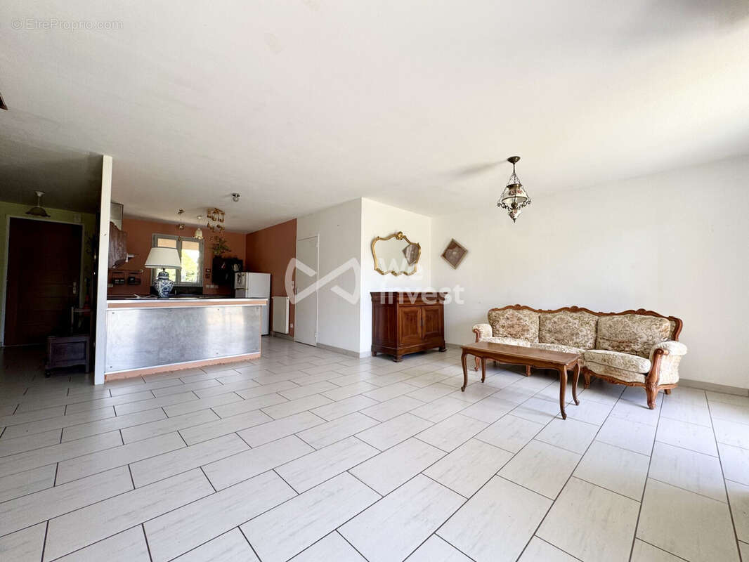 Maison 95 m² à Gannat  - photo 5