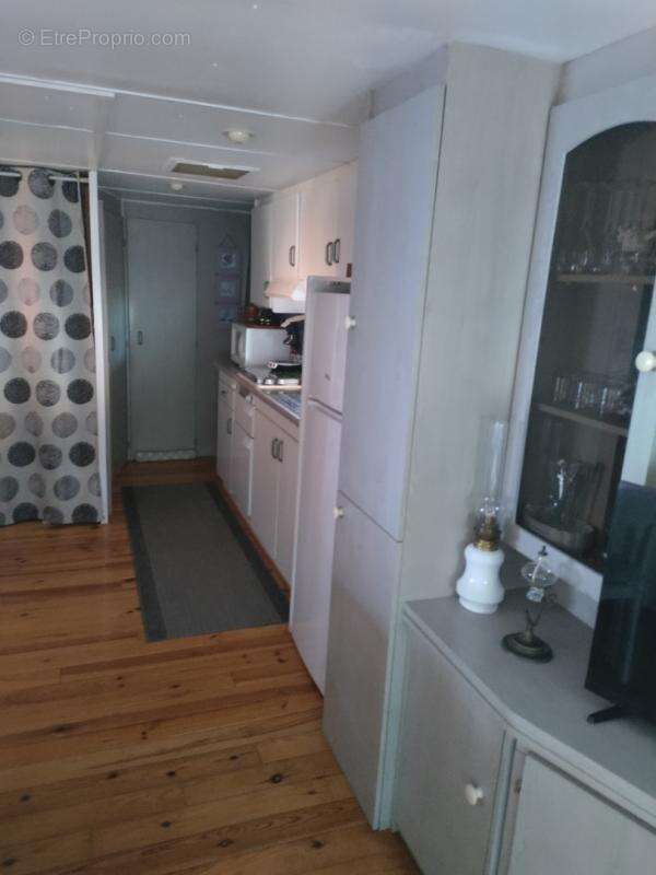 Maison 6 pièces / 38 m² / 85 000 EUR / SARAMON - photo 5