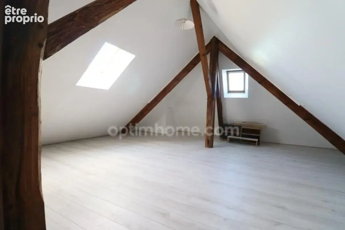 Maison de Charme et de Caractère -175 m² environ - 10 pièces - 7 chambres - Terrain 1450 m² environ - SAINT SULPICE LES FEUILLES - photo 29
