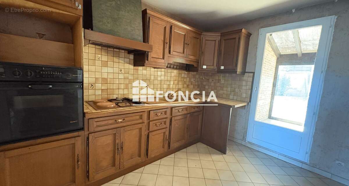 Vente maison 85 m² habitable 110 m2 utile/ 6 pièces / 4 chambres - photo 5