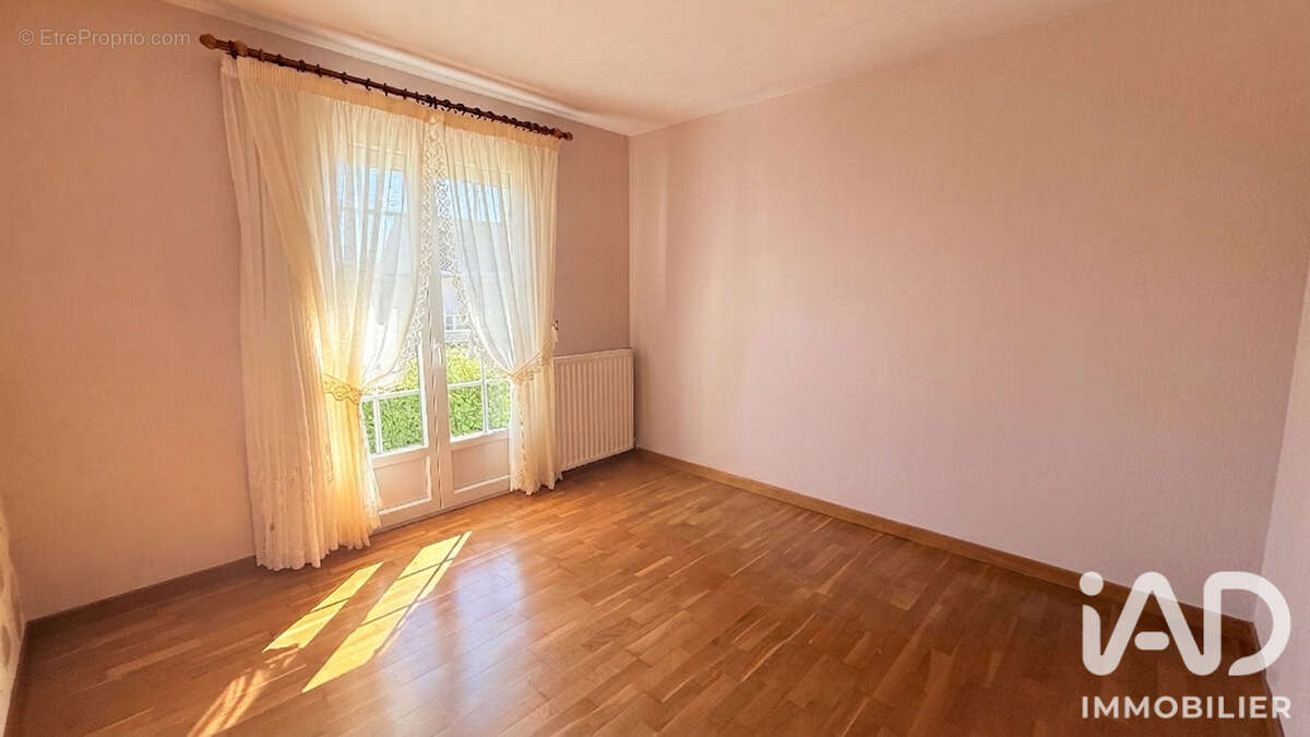 Maison 103 m² à Brou  - photo 5