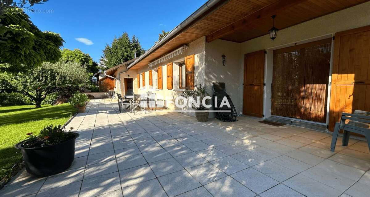 Maison à LA CHAPELLE-BLANCHE
