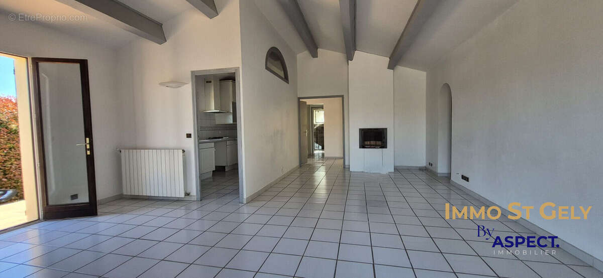 Maison à LES MATELLES