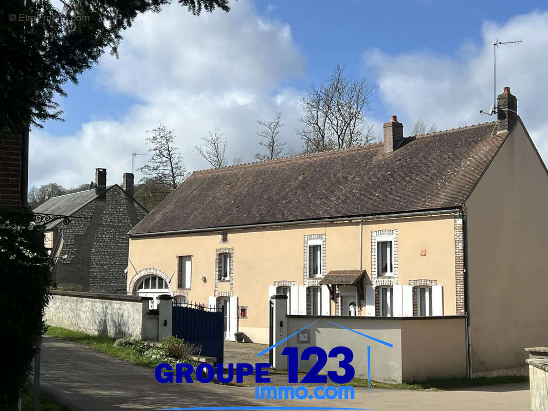 Maison à MERRY-LA-VALLEE