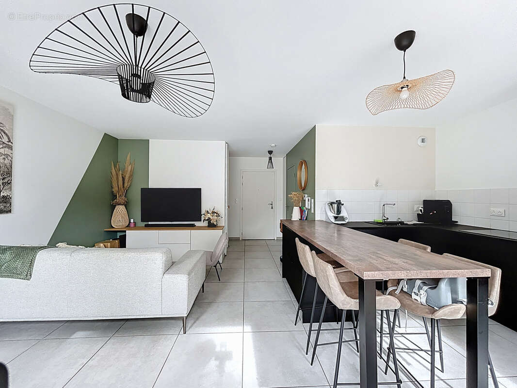 Appartement à MORNANT