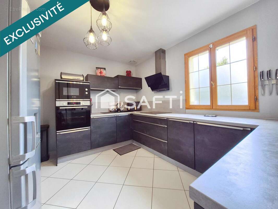 Photo 2 - Maison à HOUDANCOURT