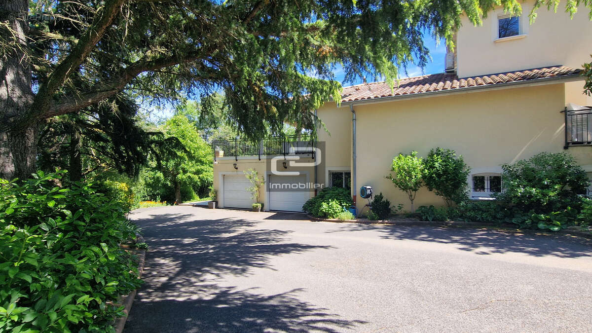 Maison à POLEYMIEUX-AU-MONT-D'OR