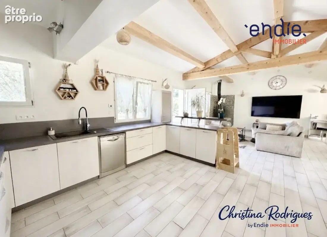 Maison 7 pièces 225 m² à vendre à Flayosc (83780) - photo 5