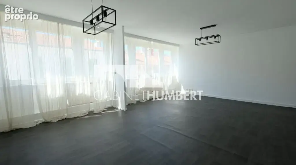 Appartement à SAINT-ETIENNE