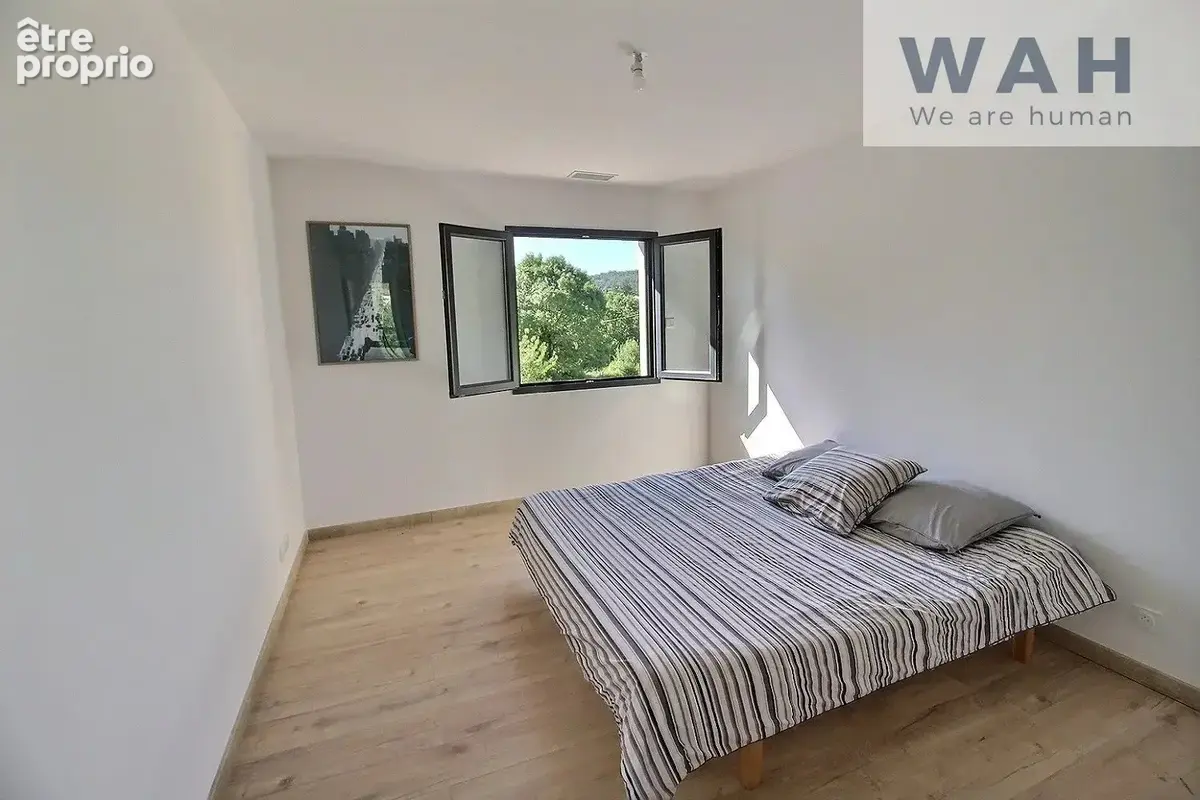 Vente villa 6 pieces, 5 chambres, garage, piscine - 34380 sa - photo 11