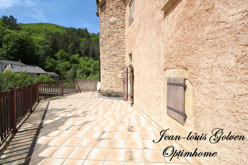 A vendre élégante Demeure de caractère à Saint Sernin Sur Rance - photo 12