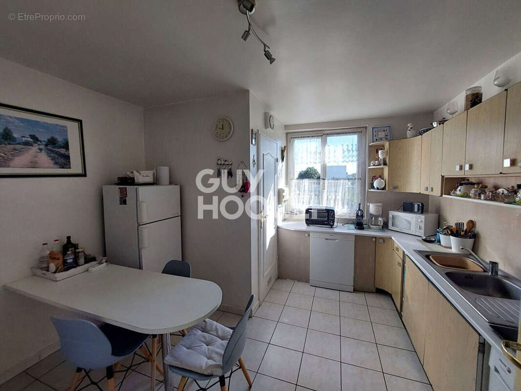 Appartement à ROSNY-SOUS-BOIS