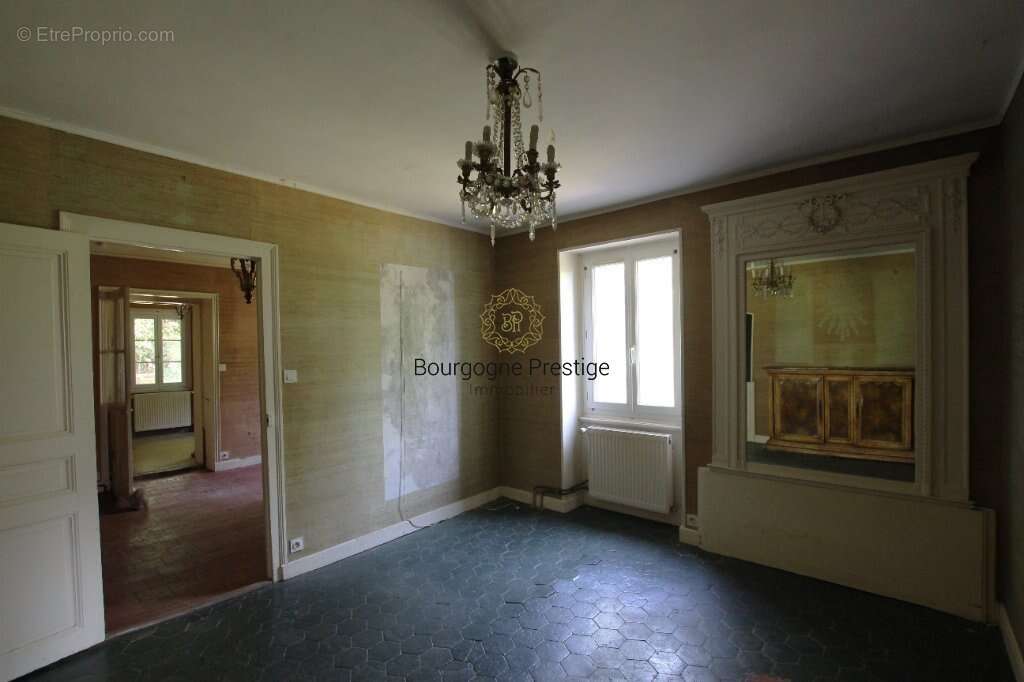 Maison à GIVRY