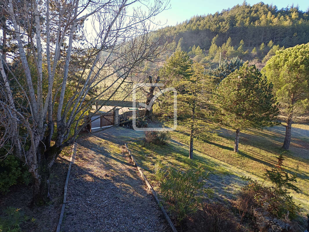 Maison à VILLENEUVE-DE-BERG