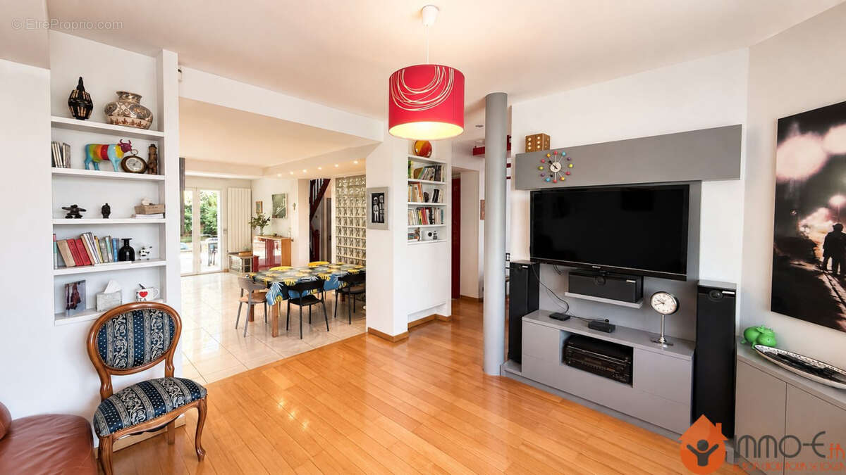 Maison 158 m² à Ormesson-Sur-Marne  - photo 5