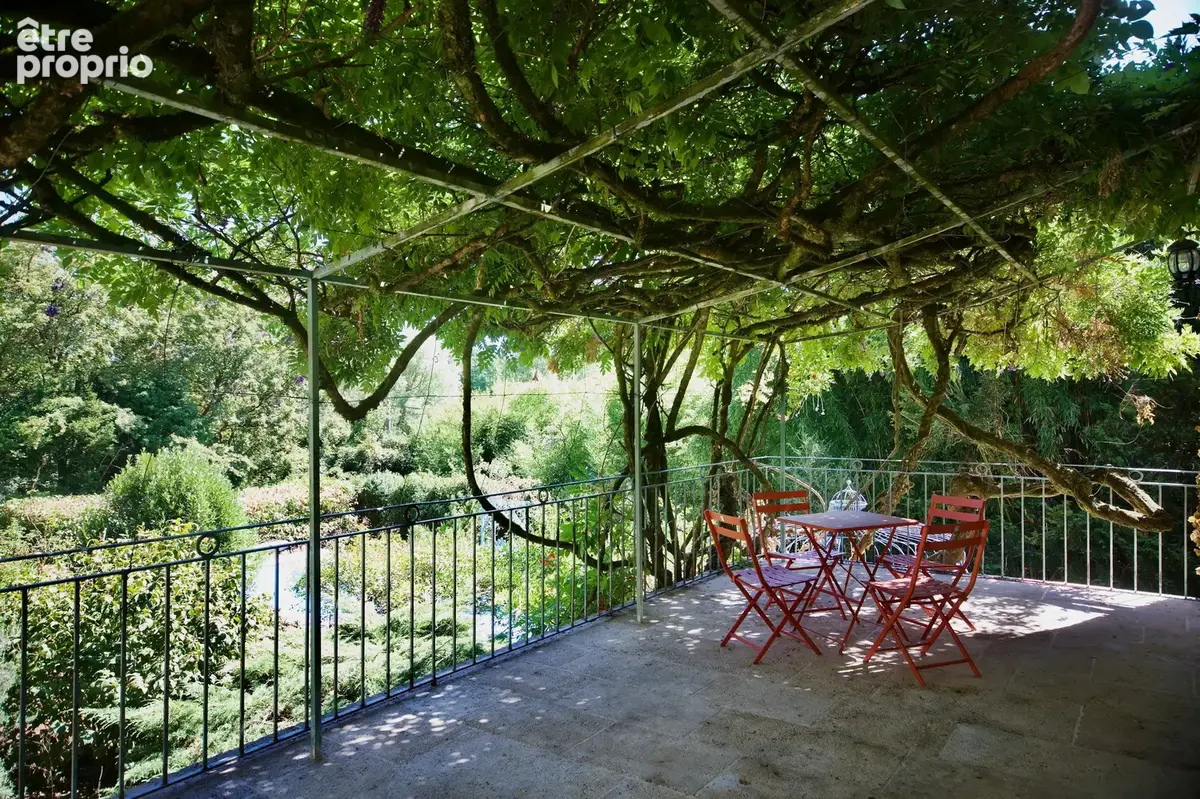 Magnifique demeure offrant un potentiel exceptionnel - photo 5