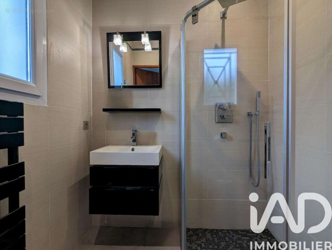 Photo 9 - Maison à FREJUS