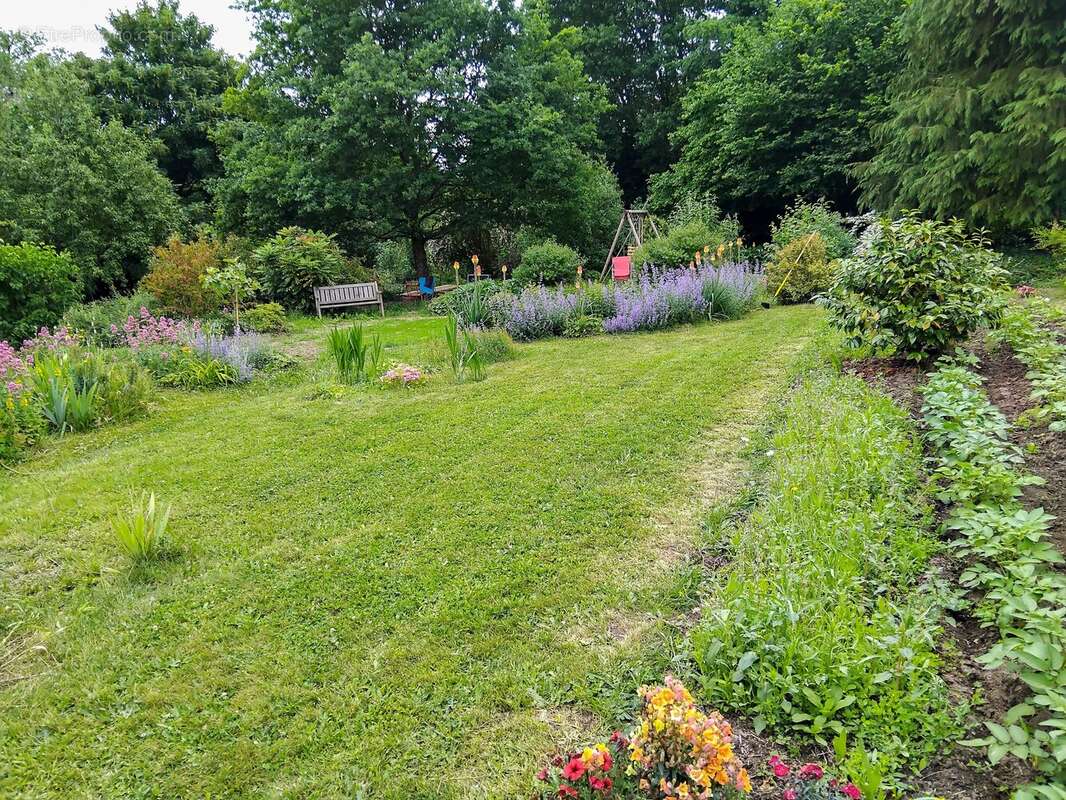 Maison à LAROQUEBROU