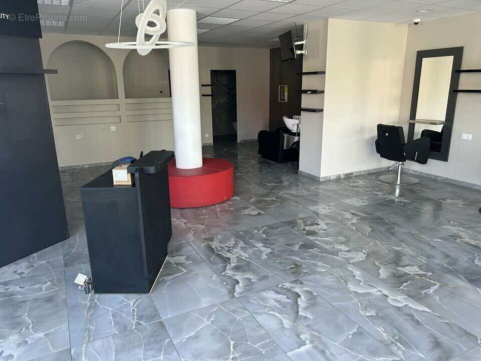 Autre à LA VERPILLIERE