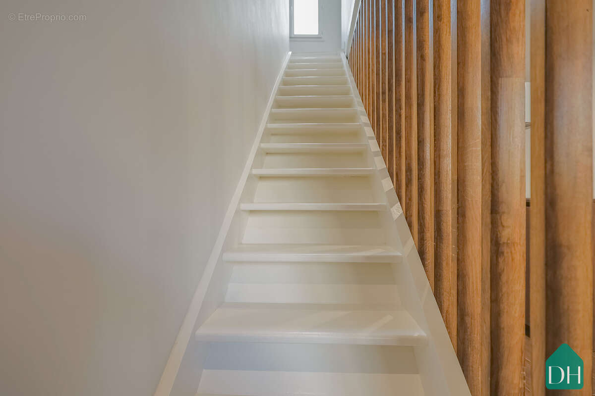 Maison clefs en main 4 chambres - LOQUIDY/SAINT-FELIX - NANTES - photo 9