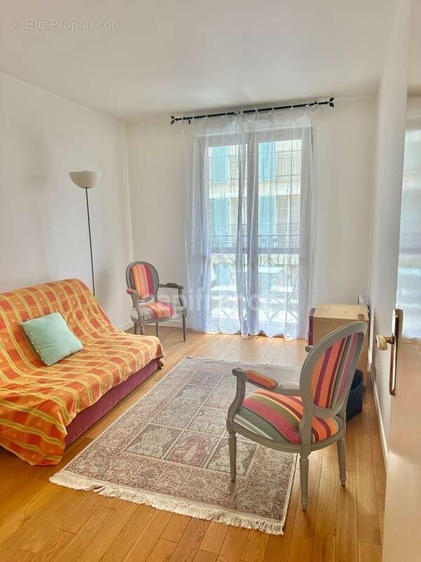 Appartement à MAISONS-LAFFITTE