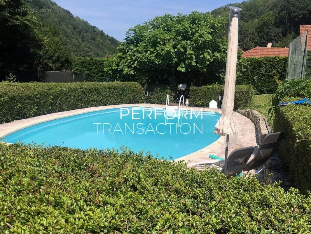 Terrain à SAINT-MARTIN-D&#039;URIAGE