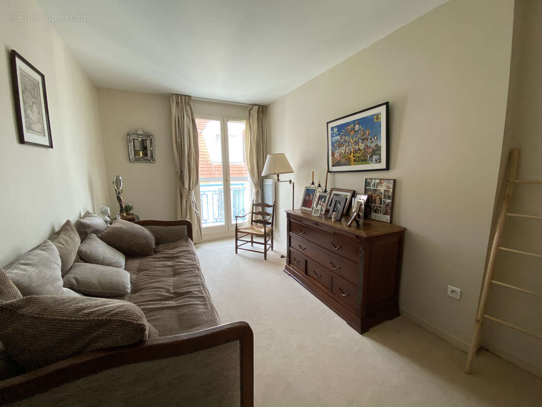 Appartement à RUEIL-MALMAISON