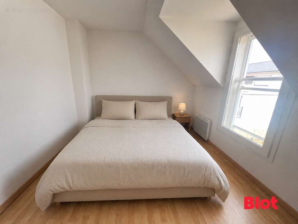 Maison 104 m² à Theix  - photo 9
