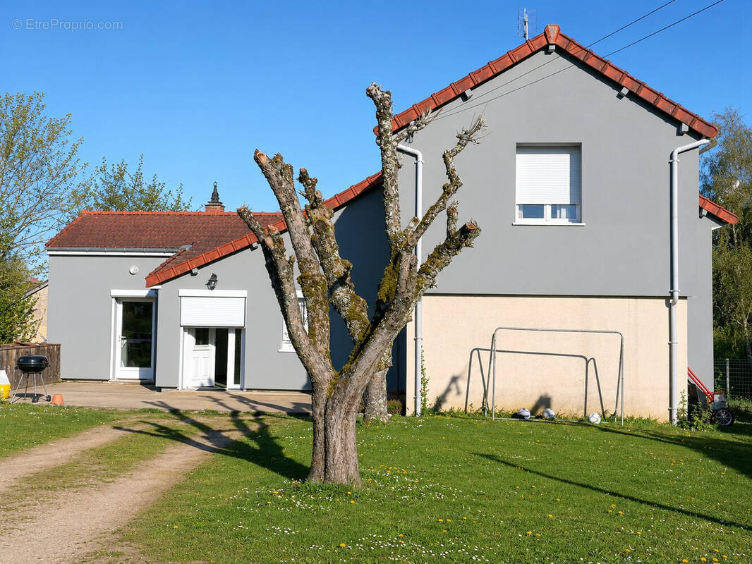 Maison à LA SOUTERRAINE