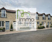 Appartement à ARQUES-LA-BATAILLE