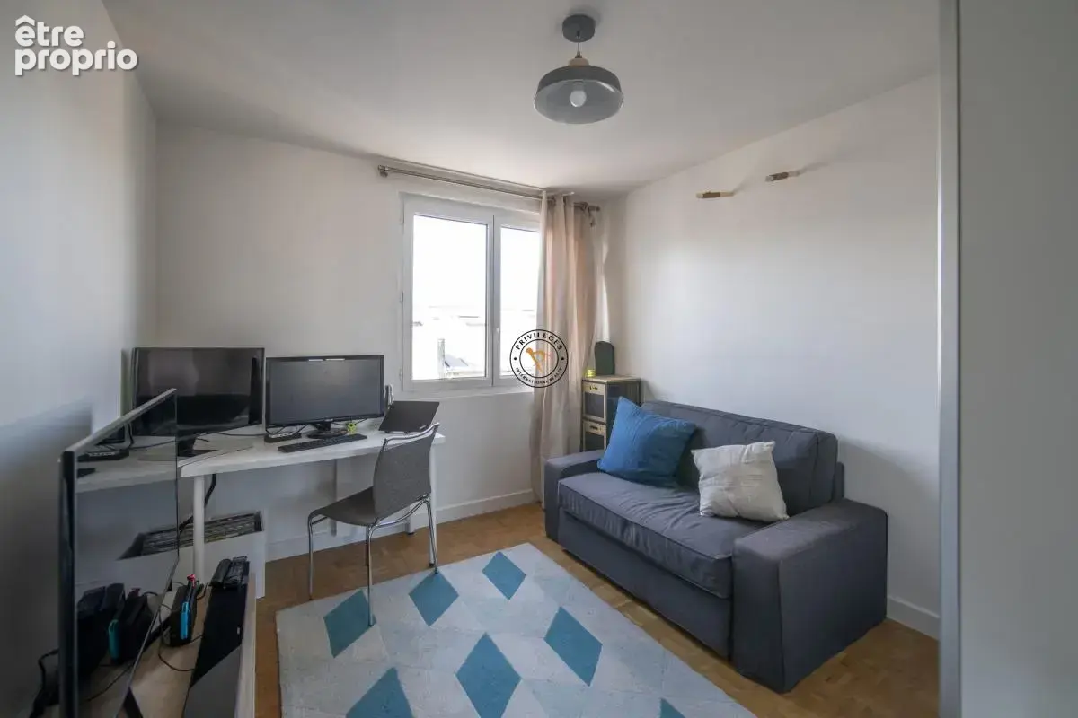 Appartement T3 au dernier étage avec un balcon vue panoramique - photo 8