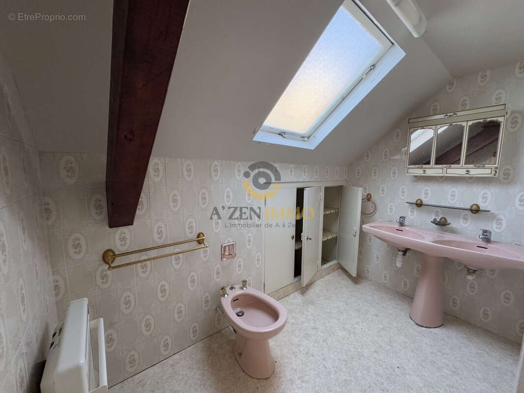 Appartement à SECONDIGNY