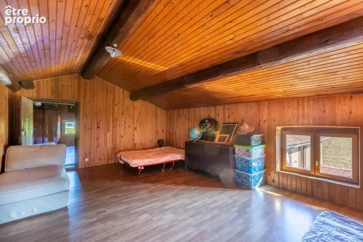 Maison 6 pièces de 163 m² avec piscine à Marcilly-d'Azergues - photo 13