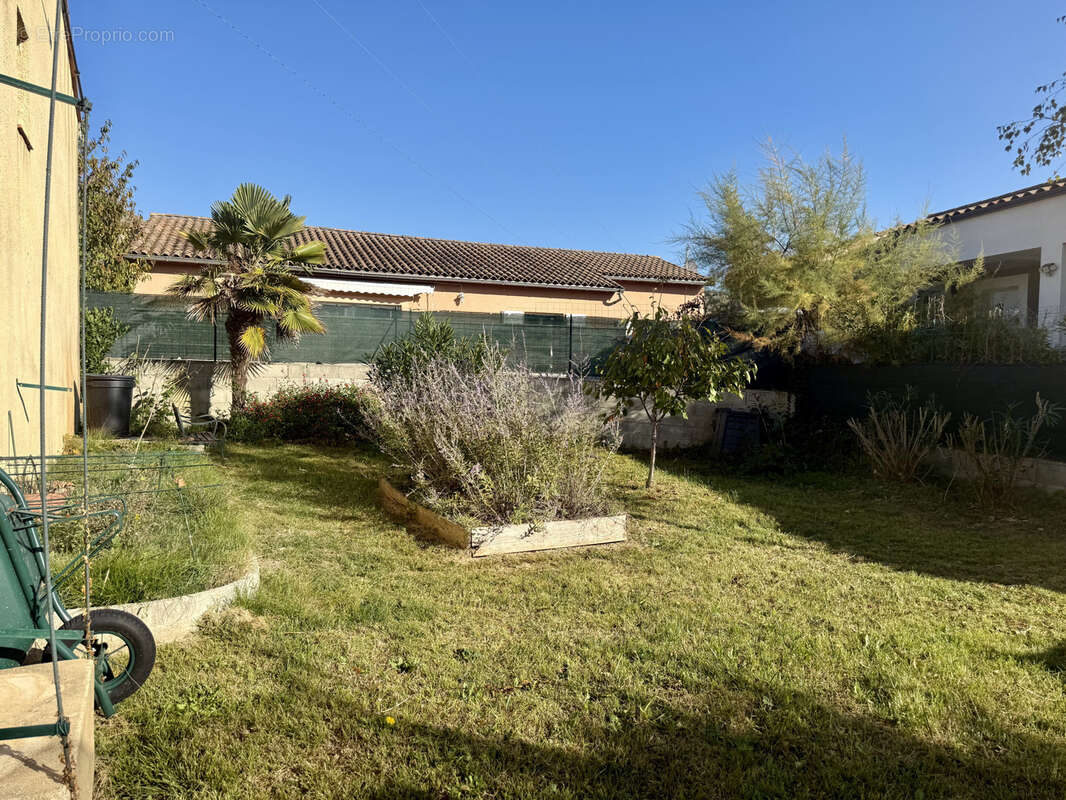 Maison à SAINT-PRIVAT