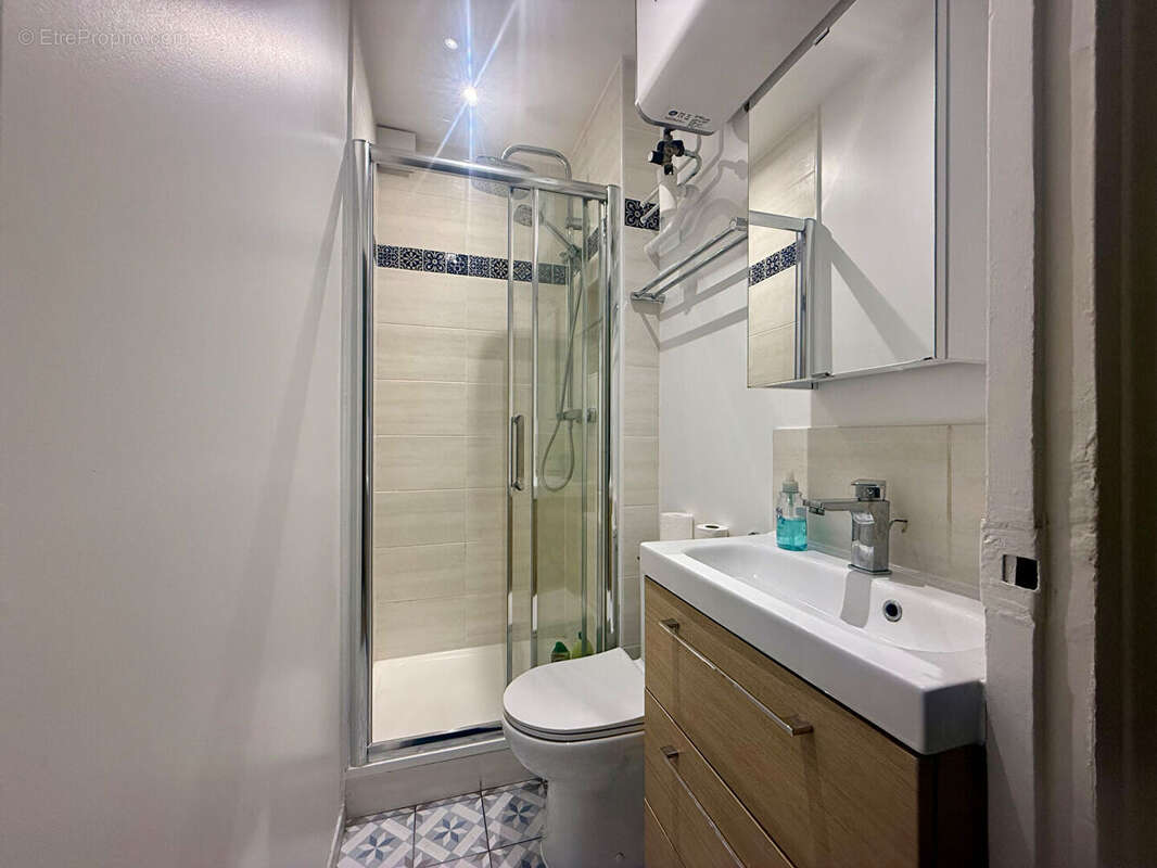 Appartement à PARIS-14E