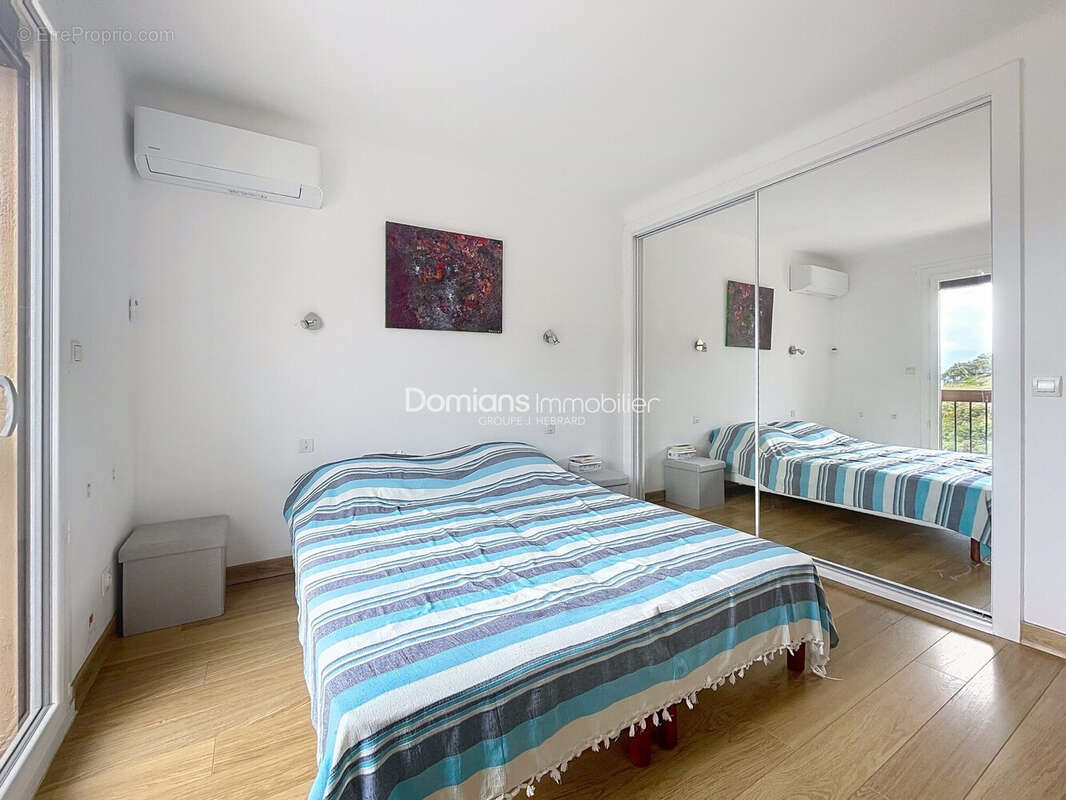 Maison 217 m² à Le Boulou  - photo 5