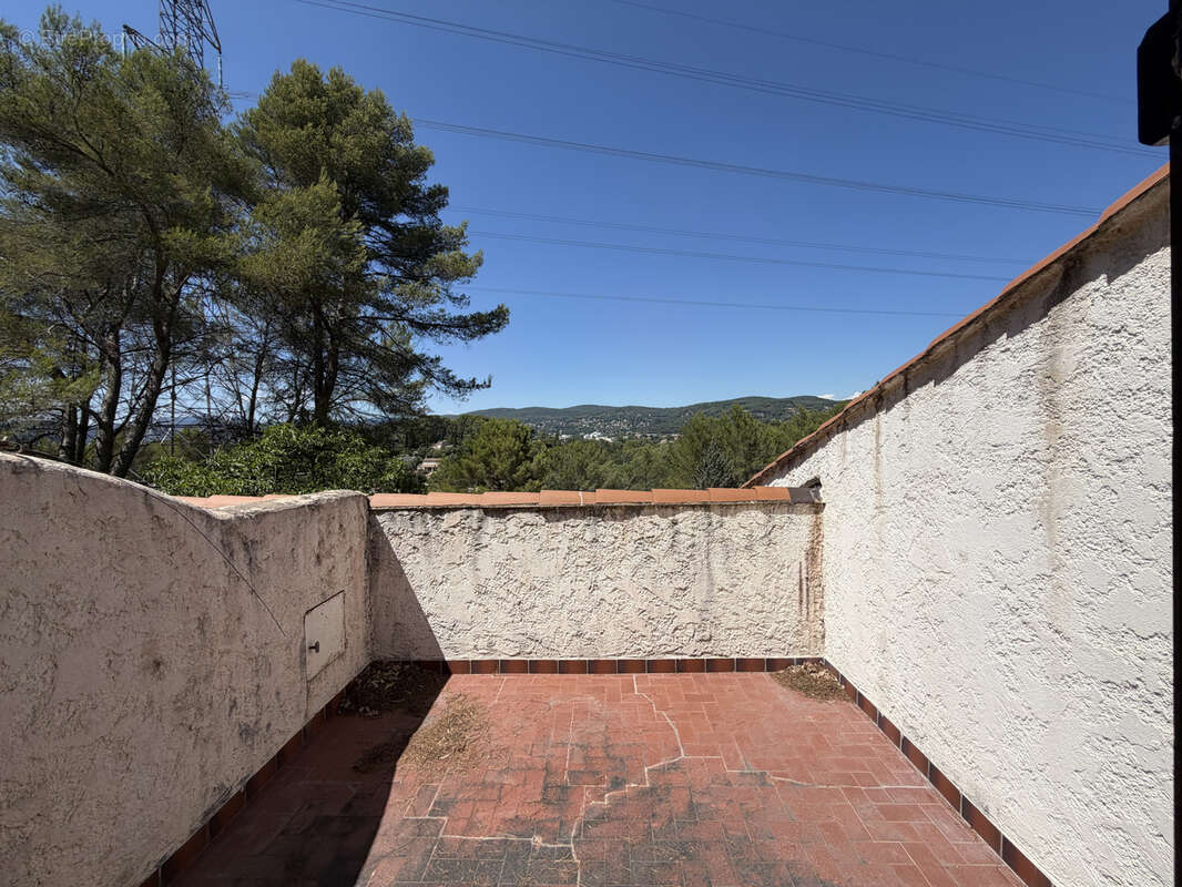 Maison à TRANS-EN-PROVENCE