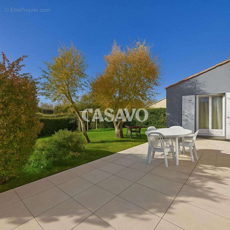 Maison à BOUGUENAIS