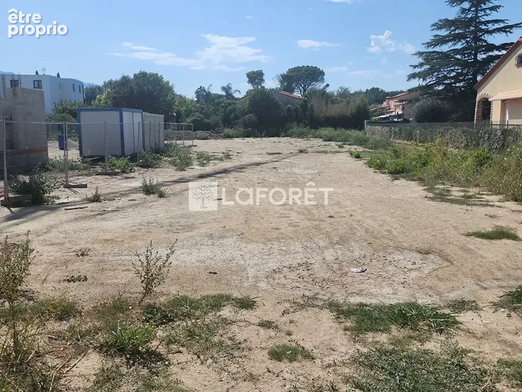 Argelès-sur-mer - terrain constructible de 1387 m² avec permis accordé - photo 2