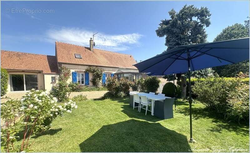 A vendre au centre de Landelles (28190) - longère rénovée de 165 m², 4 chambres, terrain clos de 900 m² - photo 19